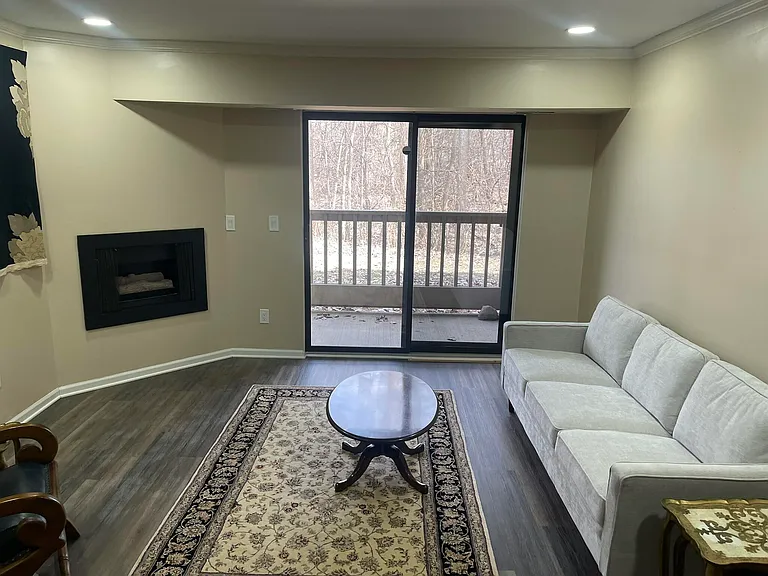3005 Fernwood Ave #103 — Photo 4