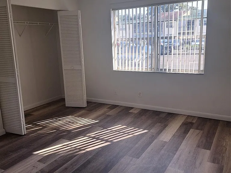 4164 NW 90th Ave #102 — Photo 4