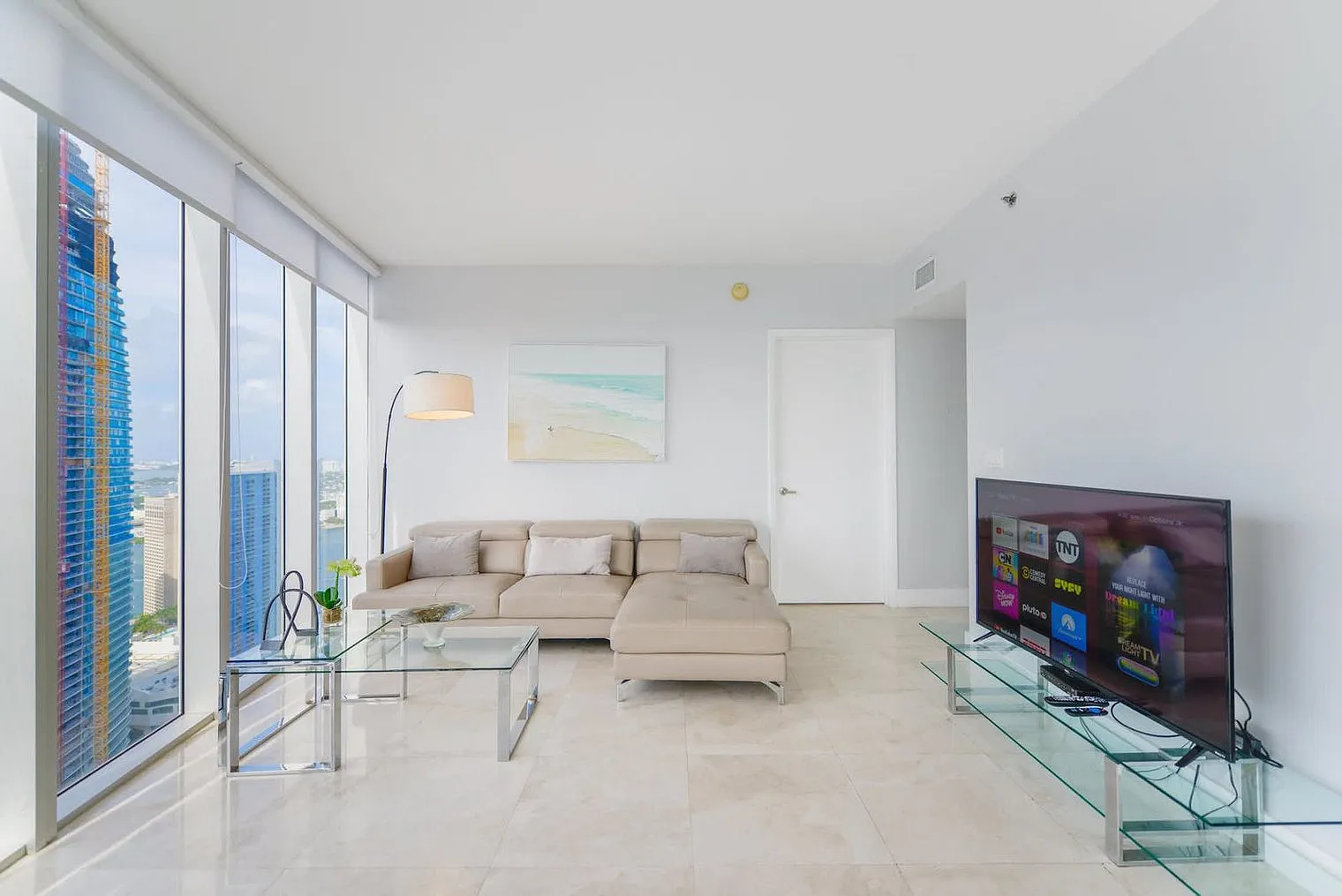 2 bed, 2.0 bath, 1280 sqft, $4,785 — Photo 4