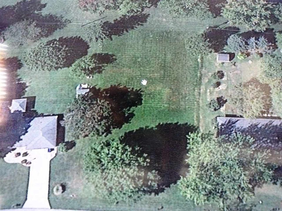 1st image of 801 Hillcrest Dr
