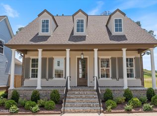 3063 Ac Freeman Dr, Hernando, MS 38632