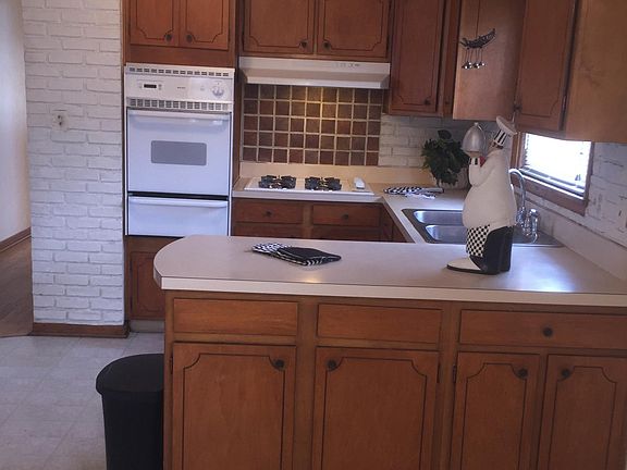 3rd image of 1834 N 22nd Ave #2