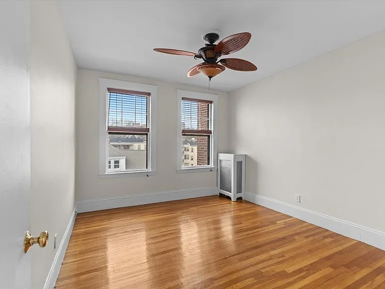 110 Lanark Rd #10 — Photo 8