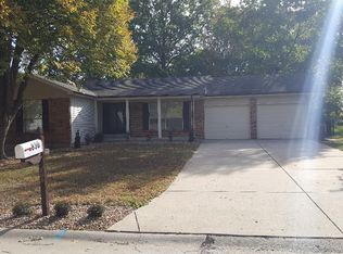 830 Summer Forest Dr, Saint Charles, MO 63304