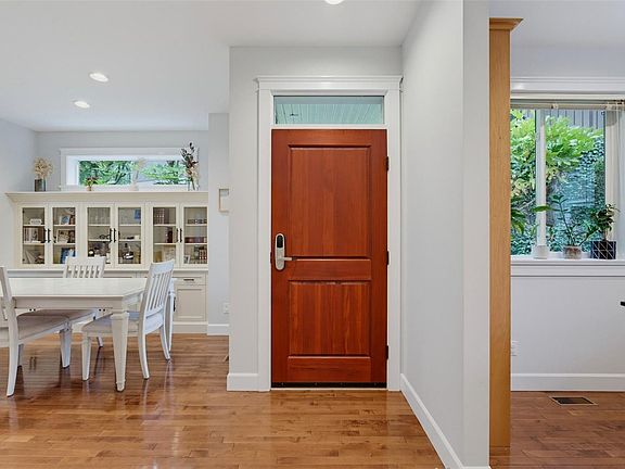 5th image of 551 Bezanton Way #22