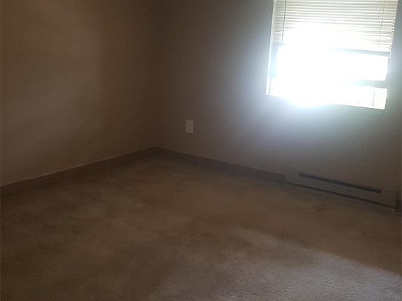 5th image of 696 Myrtle Ave APT 7