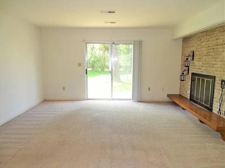 2511 Lititz Pike #F — Photo 6