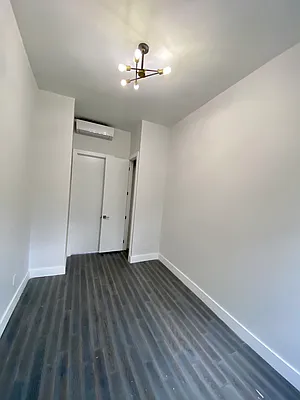 Rented by Rennit Inc. | media 24