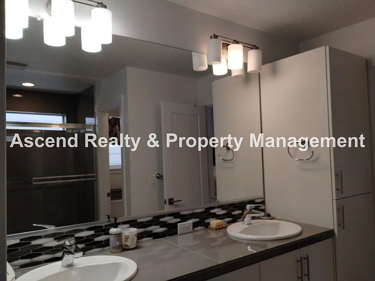 958 SW Adrian Ter — Photo 26