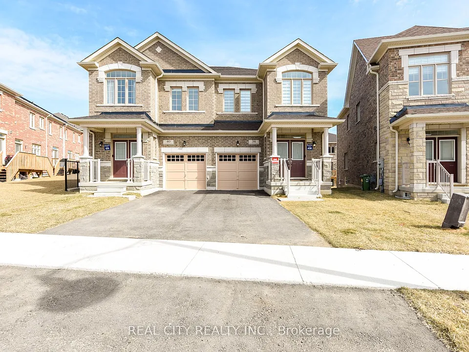 38 Silver Meadow Gdns