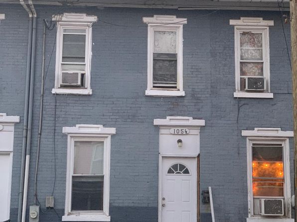 105 1/2 N Warren St