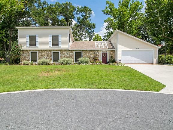 2nd image of 2765 Saratoga Pl