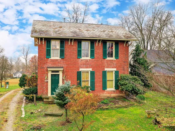 705 Deacon St, Hebron, OH 43025