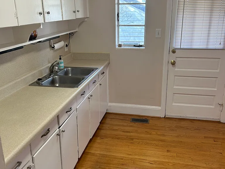 2323 Lyon St #2323 — Photo 7