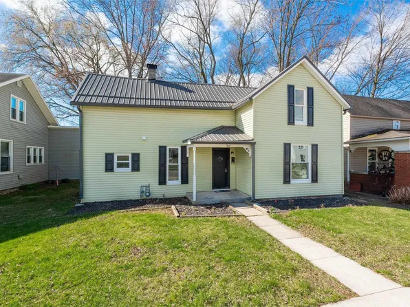 910 E Market St, Warsaw, IN 46580