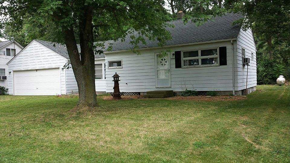 1st image of 1004 Wilson Ave