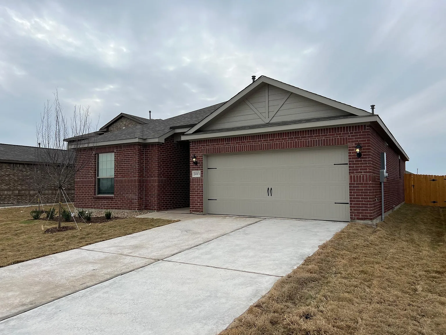 3 bed, 1649 sqft, $1,895 — Photo 2