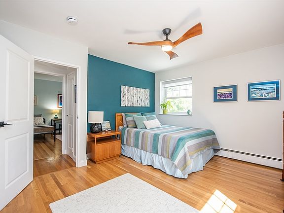 3rd image of 48 Coffey St APT 10C