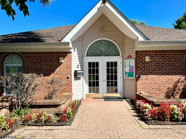 105 Lindsey Ct, Franklin Twp., NJ 08823