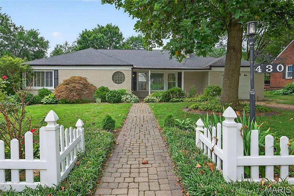 430 Cannonbury Dr photo 1