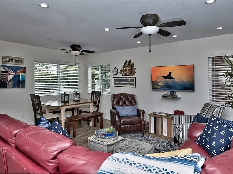 1509 E Balboa Blvd #A — Photo 12