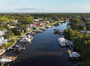 691 SW Pine Tree Ln, Palm City, FL 34990