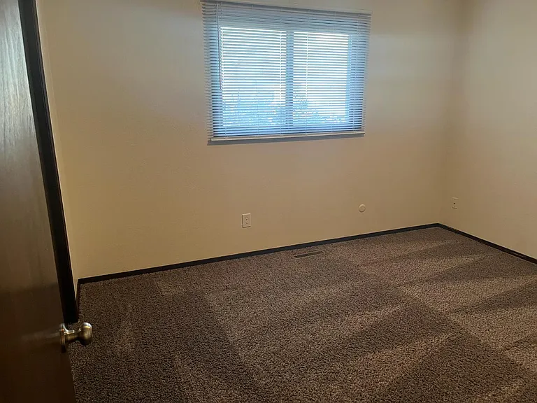 Unit Photo