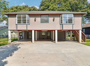 1321 E ZIPP RD, New Braunfels, TX 78130