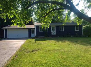 1466 Eight Mile Rd, Kawkawlin, MI 48631