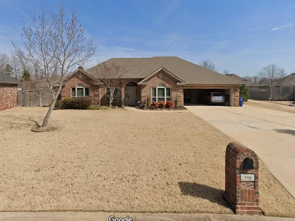118 Bouriese Cir, Maumelle, AR 72113