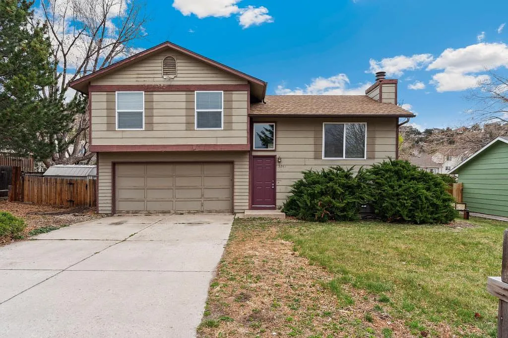 5245 Mule Deer Dr — Photo 1