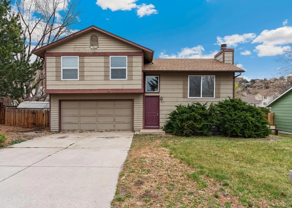 5245 Mule Deer Dr