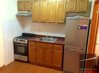 4112 29th St #1, Long Island City, NY 11101