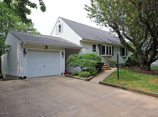 468 Greenfield Way, Belford, NJ 07718