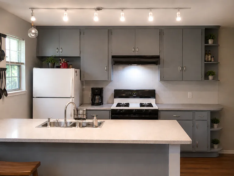 4516 Avenue D #C — Photo 2