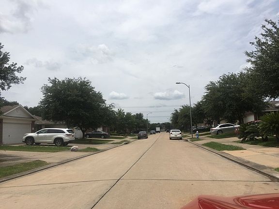 4th image of 9731 Sugarblossom Ln