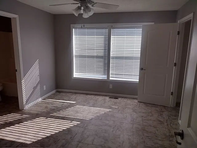 915 N Riverside Dr #1 — Photo 8