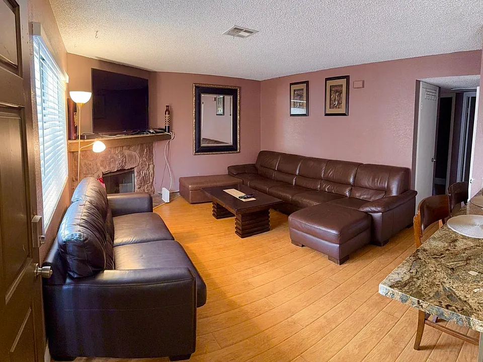 1108 N Cimarron Rd #202