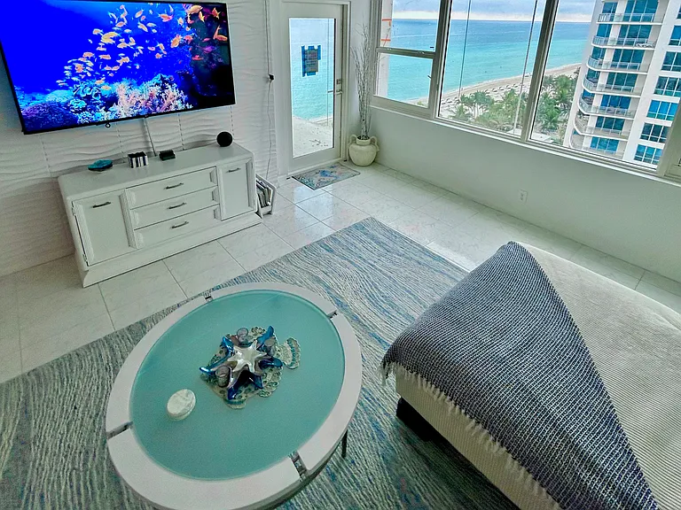 3505 S Ocean Dr #1416 — Photo 4