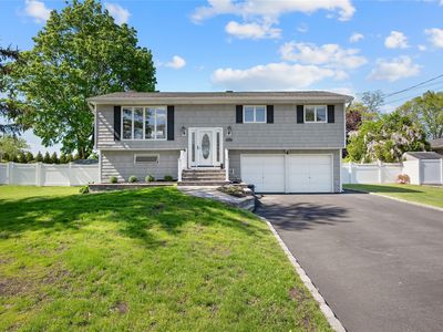 69 Nathan Drive, Bohemia, NY, 11716