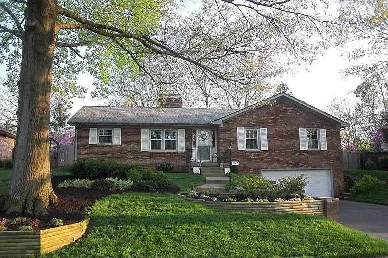 3242 Pepperhill Rd, Lexington, KY 40502 Zillow