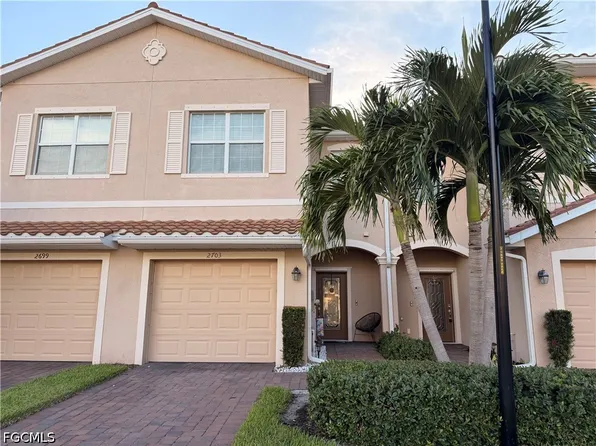 2703 Blossom Way, Naples, FL 34120