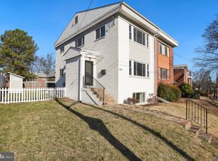 5125 Chillum Pl NE, Washington, DC 20011