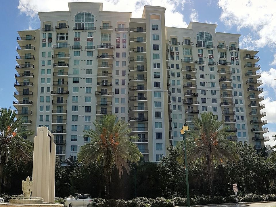 1st image of 800 N Tamiami Trl Unit 512