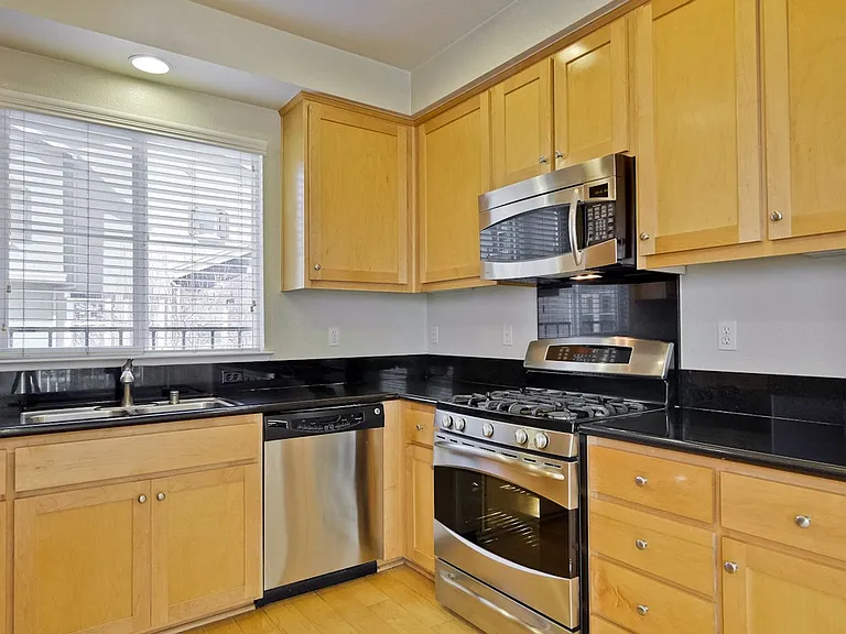 562 Saco Ter — Photo 24