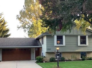 1752 Edgewood Rd, Winona, MN 55987