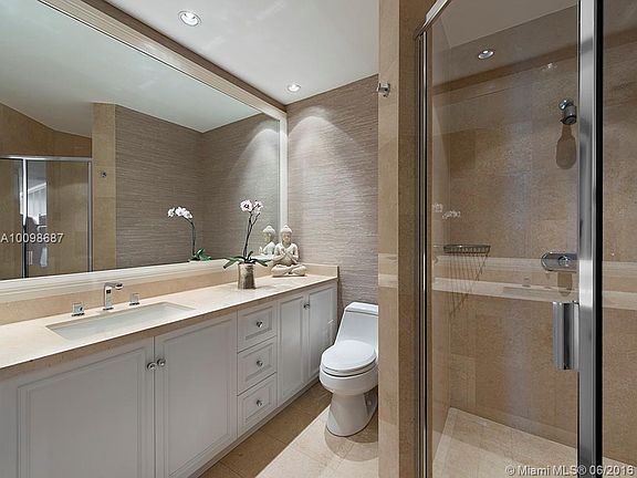 2nd image of 1643 Brickell Ave APT 4301