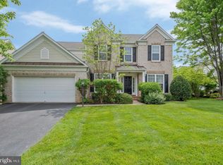 8191 Paper Birch Dr, Lorton, VA 22079