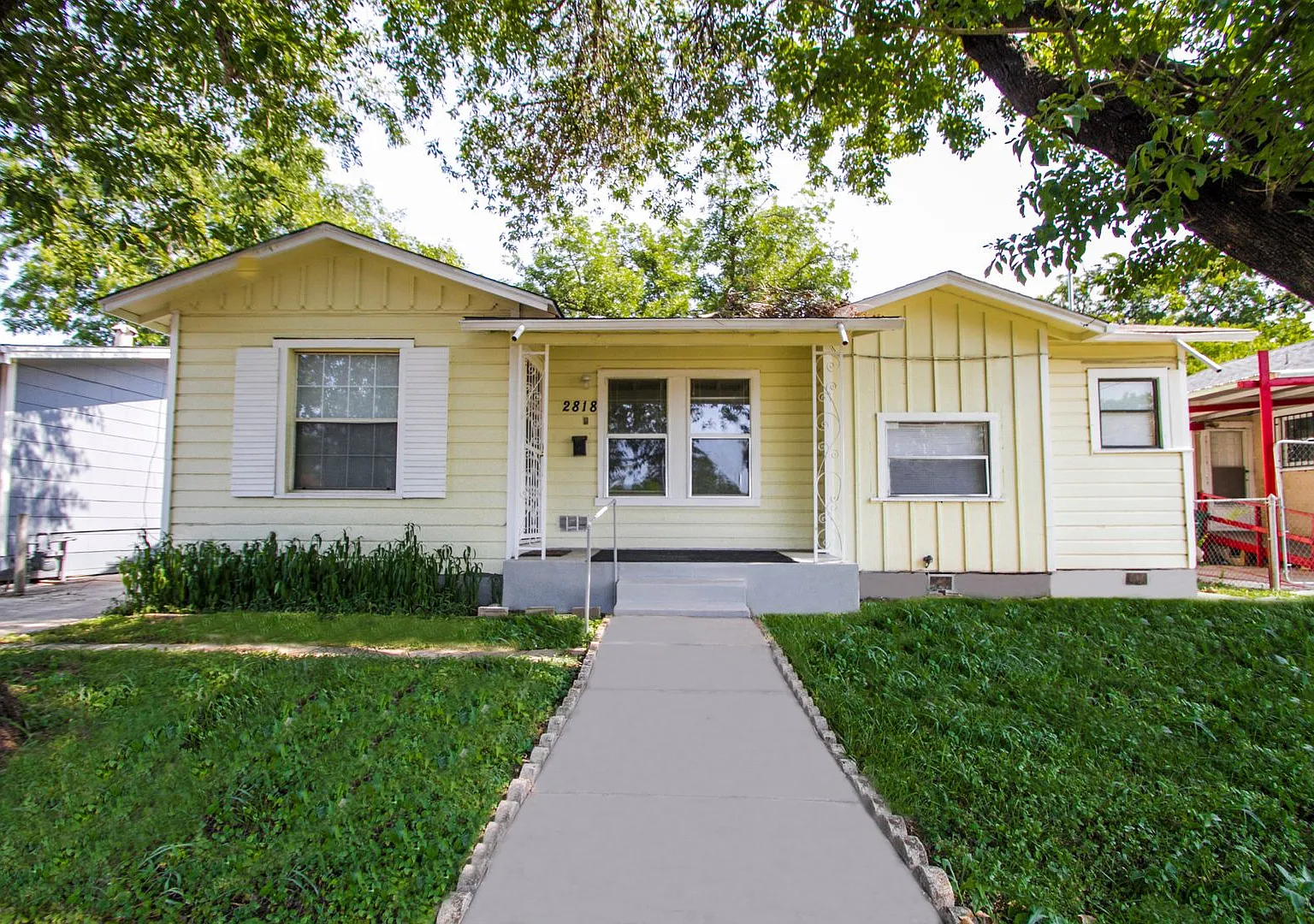 Close to Local Amenities and Downtown — Photo 1