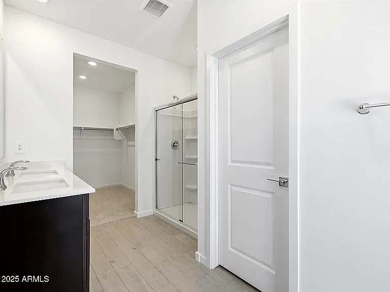 24637 W Grove St — Photo 8